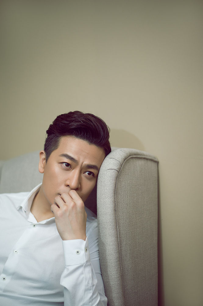 在剧中饰演男一号赵鹏程的实力派演员于毅,被称为"史上最严厉古怪的